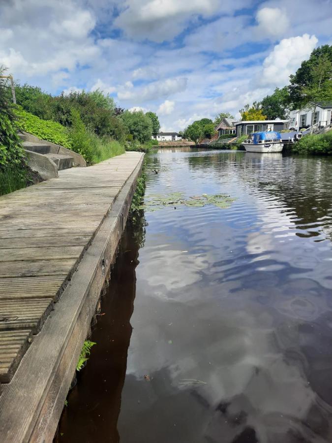 Waterhuis Friesland Oudwoude Zewnętrze zdjęcie